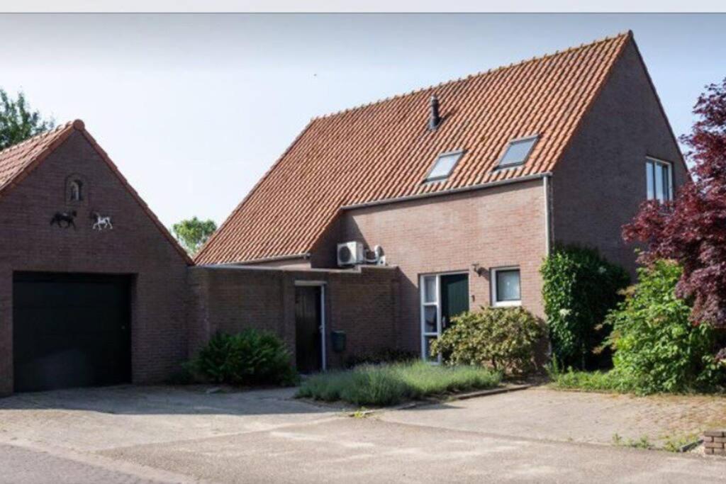 Laaker Villa Nearby Outlet Roermond Ohe en Laak ภายนอก รูปภาพ